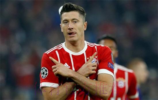 莱万:你永远不能低估皇马 凯恩想破我纪录很难 莱万:你永远不能低估皇马 凯恩想破我纪录很难